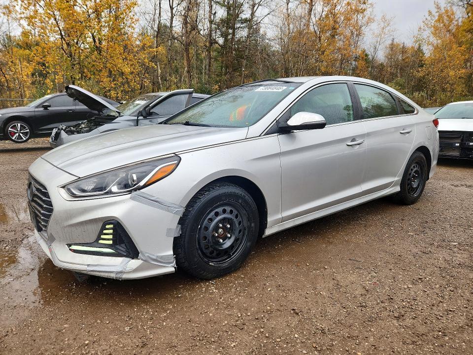 2019 HYUNDAI SONATA SE  