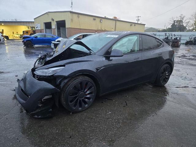 2024 TESLA MODEL Y   