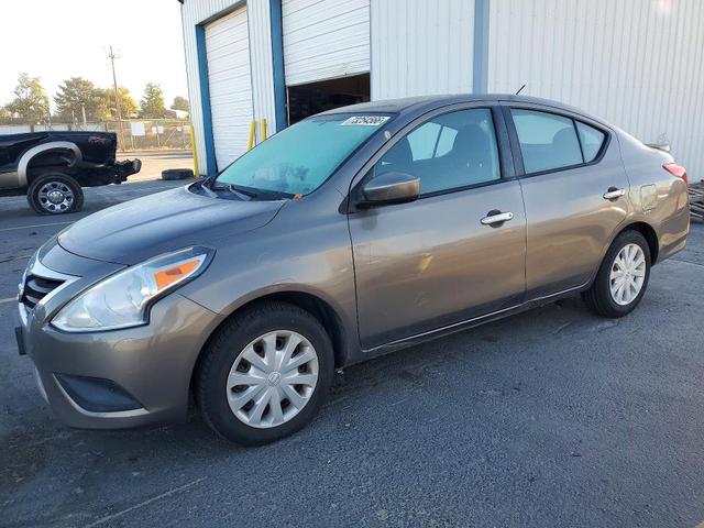 2015 NISSAN VERSA