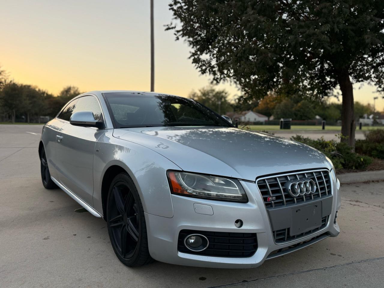 2009 AUDI S5 QUATTRO view, angle 1