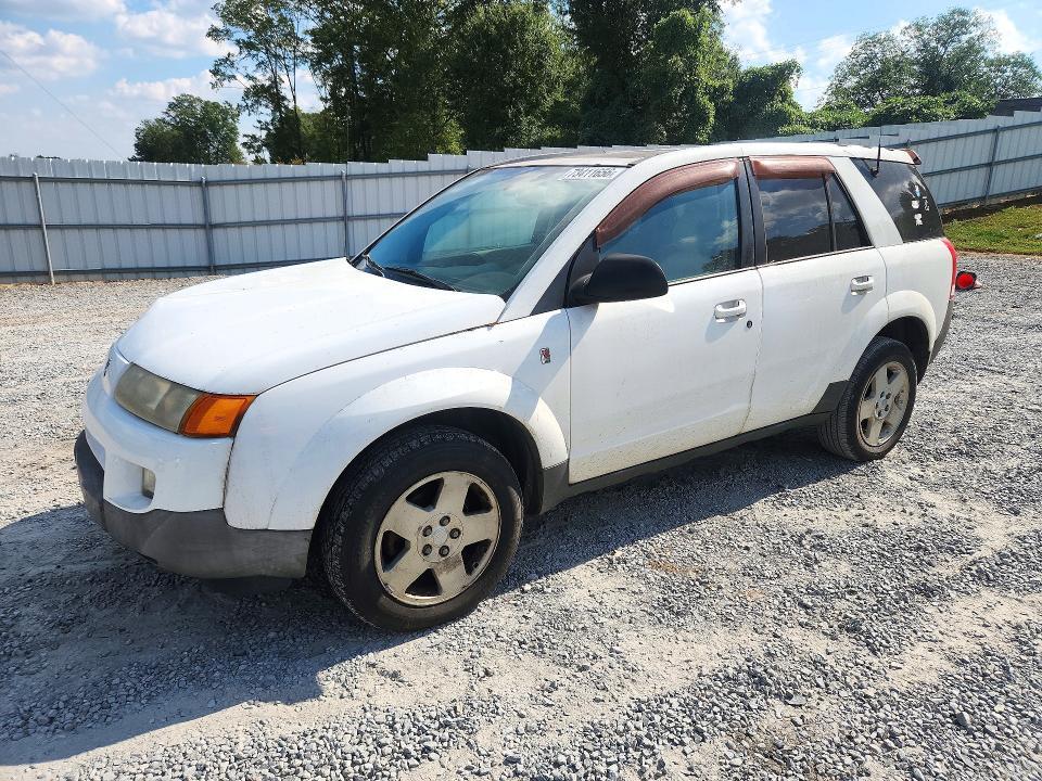 2004 SATURN VUE   
