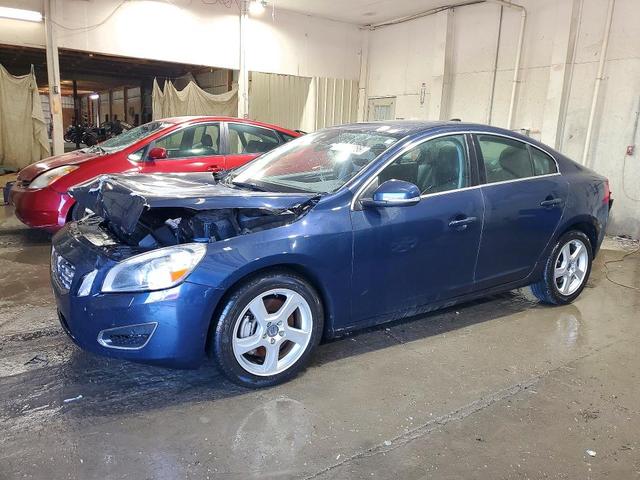 2013 VOLVO S60 T5  