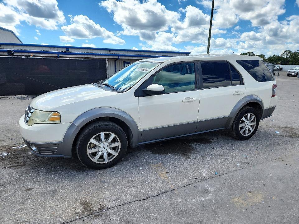 2009 FORD TAURUS X SEL  