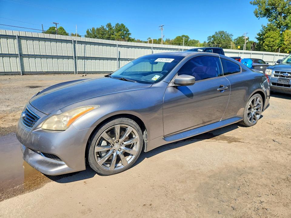 2010 INFINITI G37 COUPE BASE  
