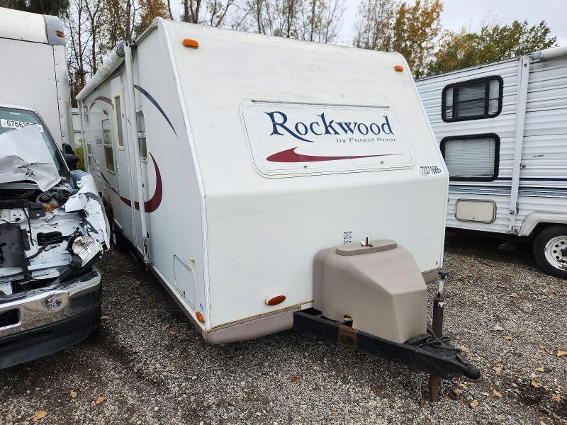 2005 FOREST RIVER ROCKWOOD CAMPER