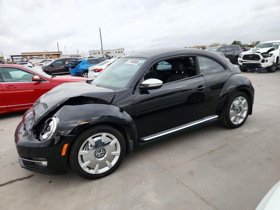 2013 VOLKSWAGEN BEETLE TURBO  