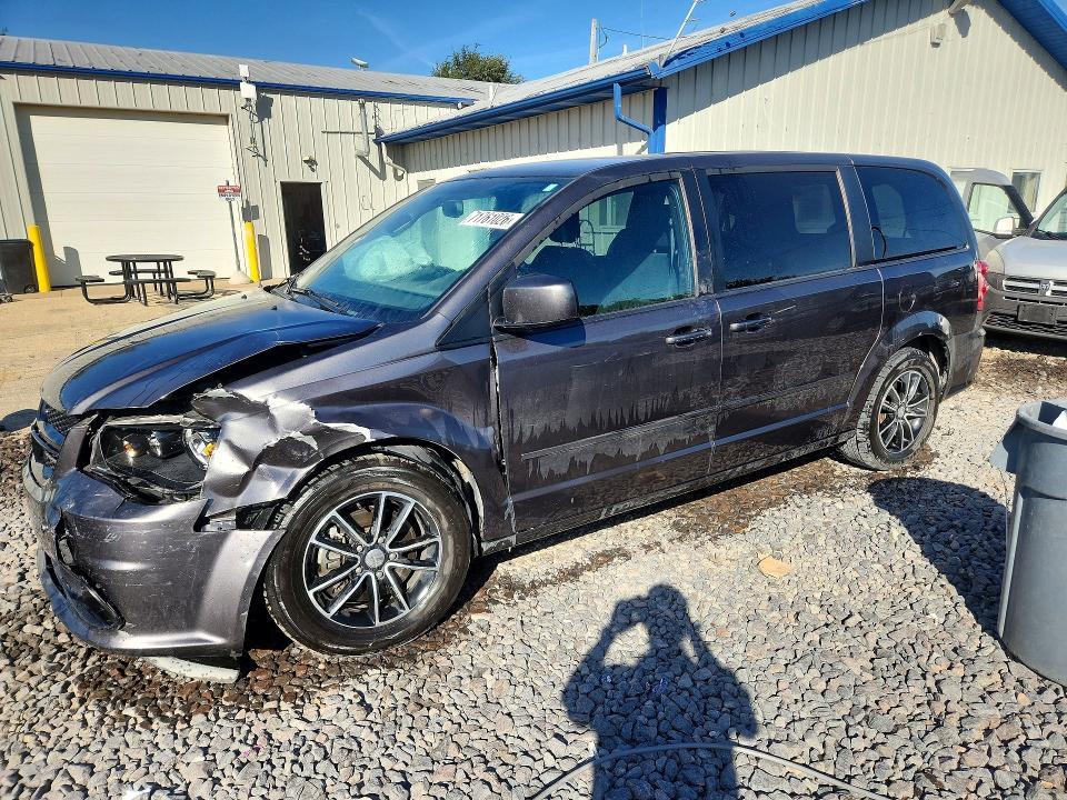 2017 DODGE GRAND CARAVAN SE  