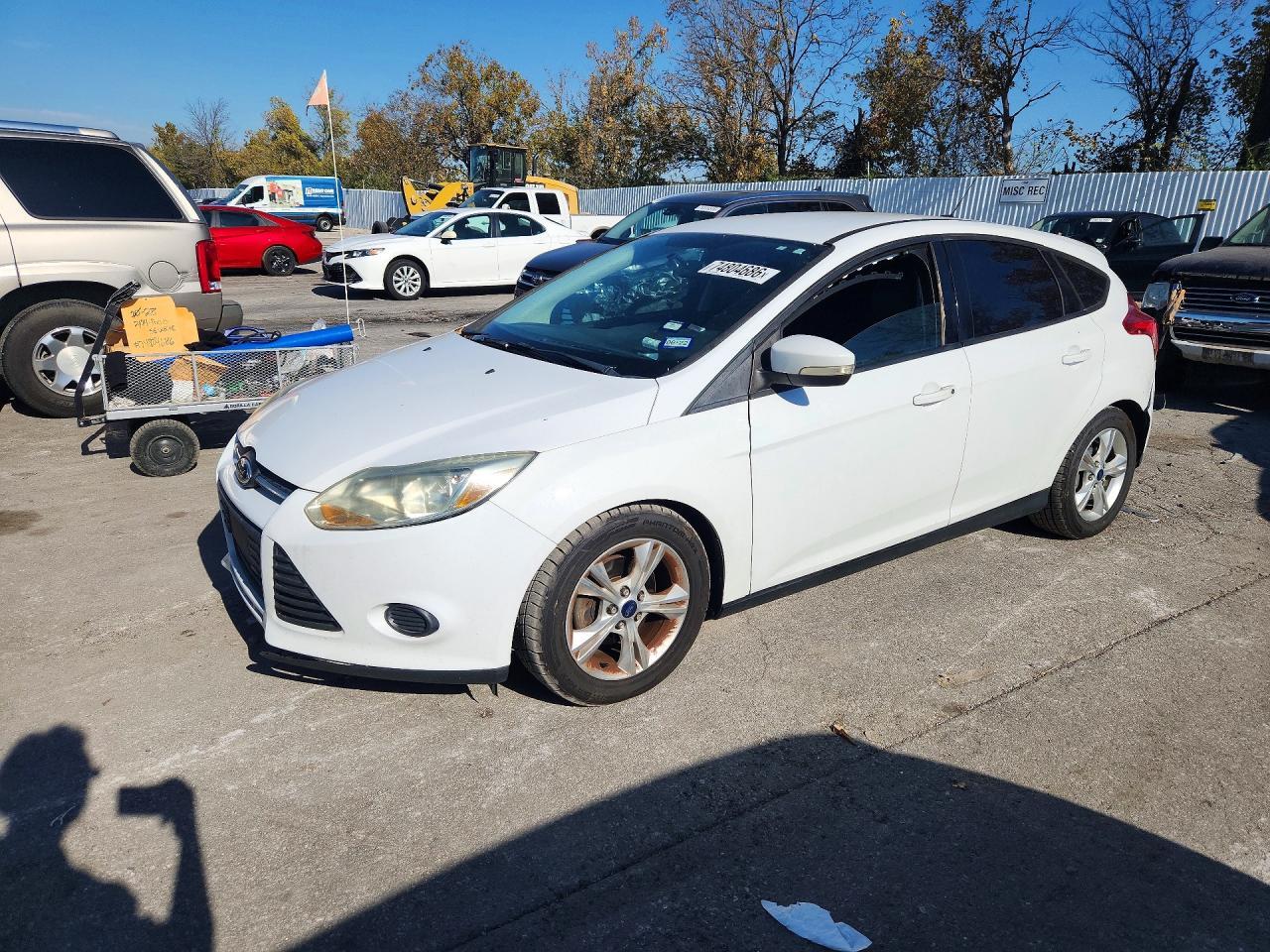 Vedere 2014 FORD FOCUS SE, unghi 1
