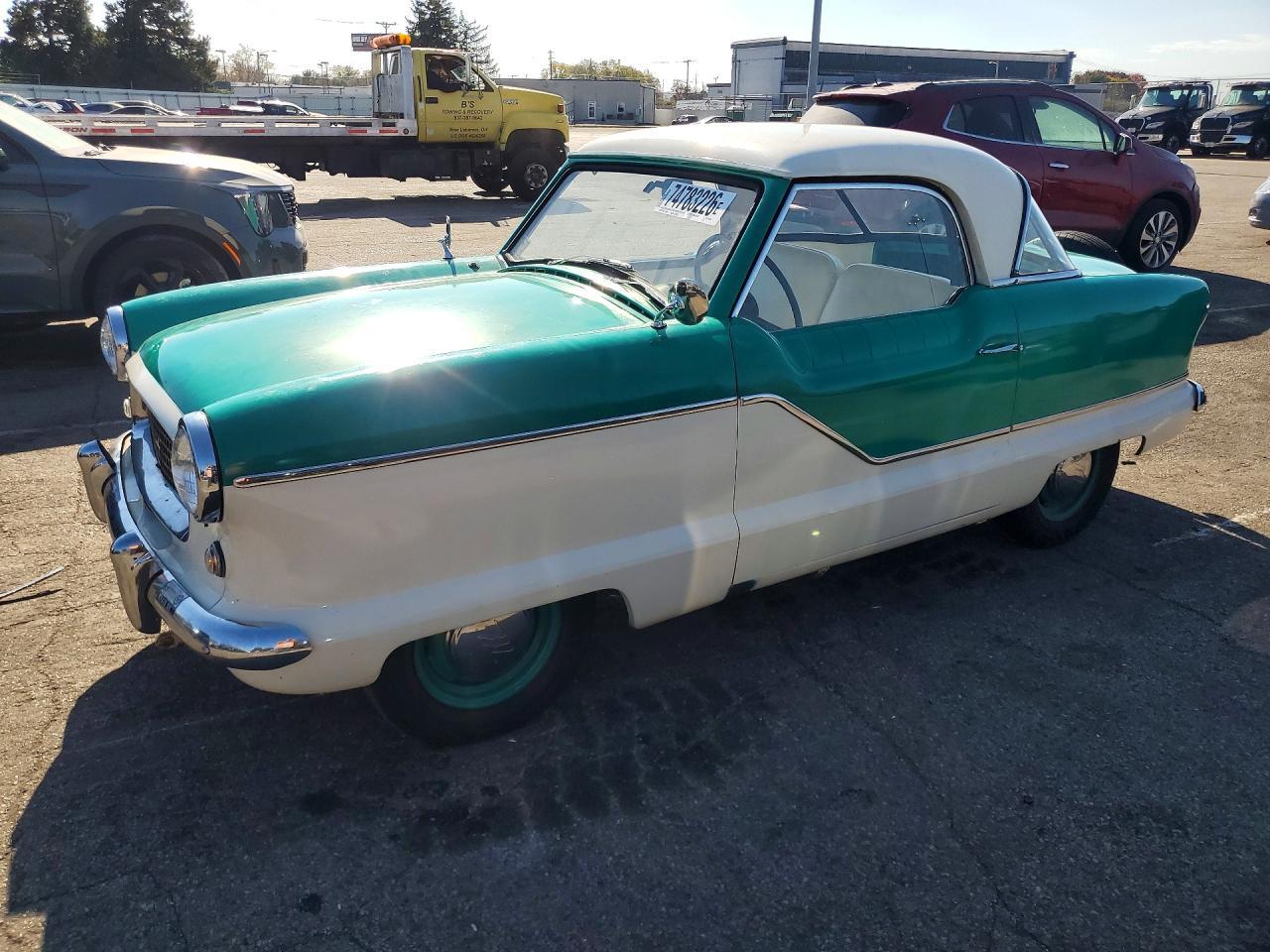 منظر 1958 NASH METRO، زاوية 1