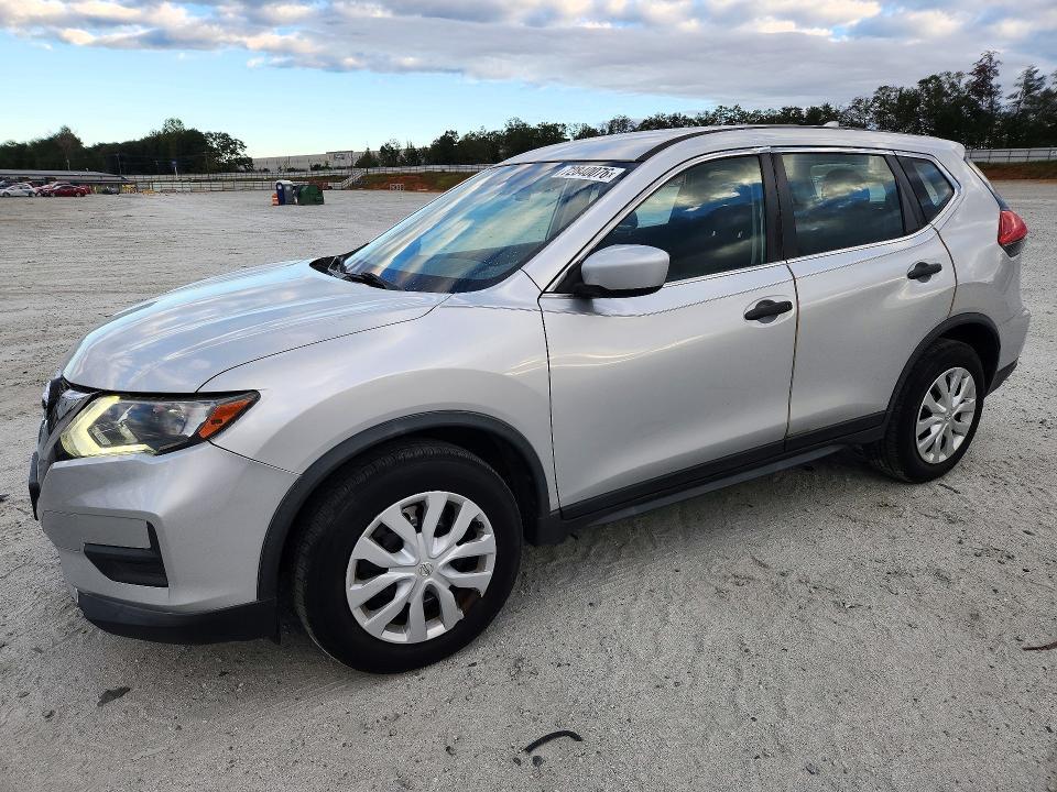 2017 NISSAN ROGUE S  