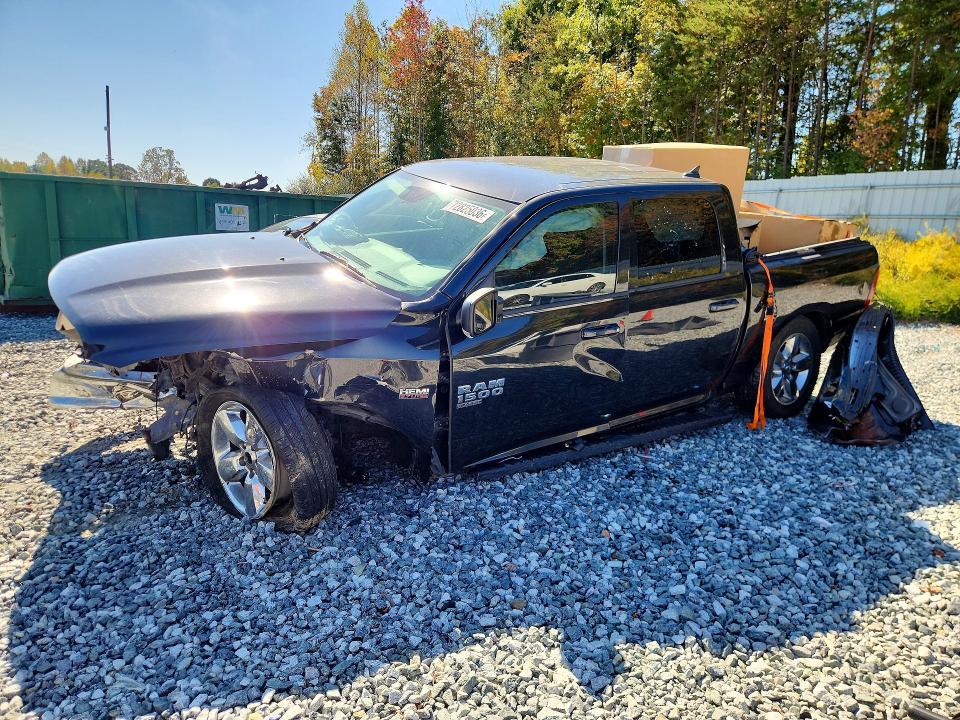 2019 RAM 1500 CLASSIC SLT  