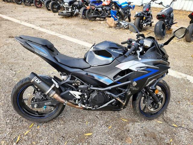 2025 KAWASAKI EX500 A  