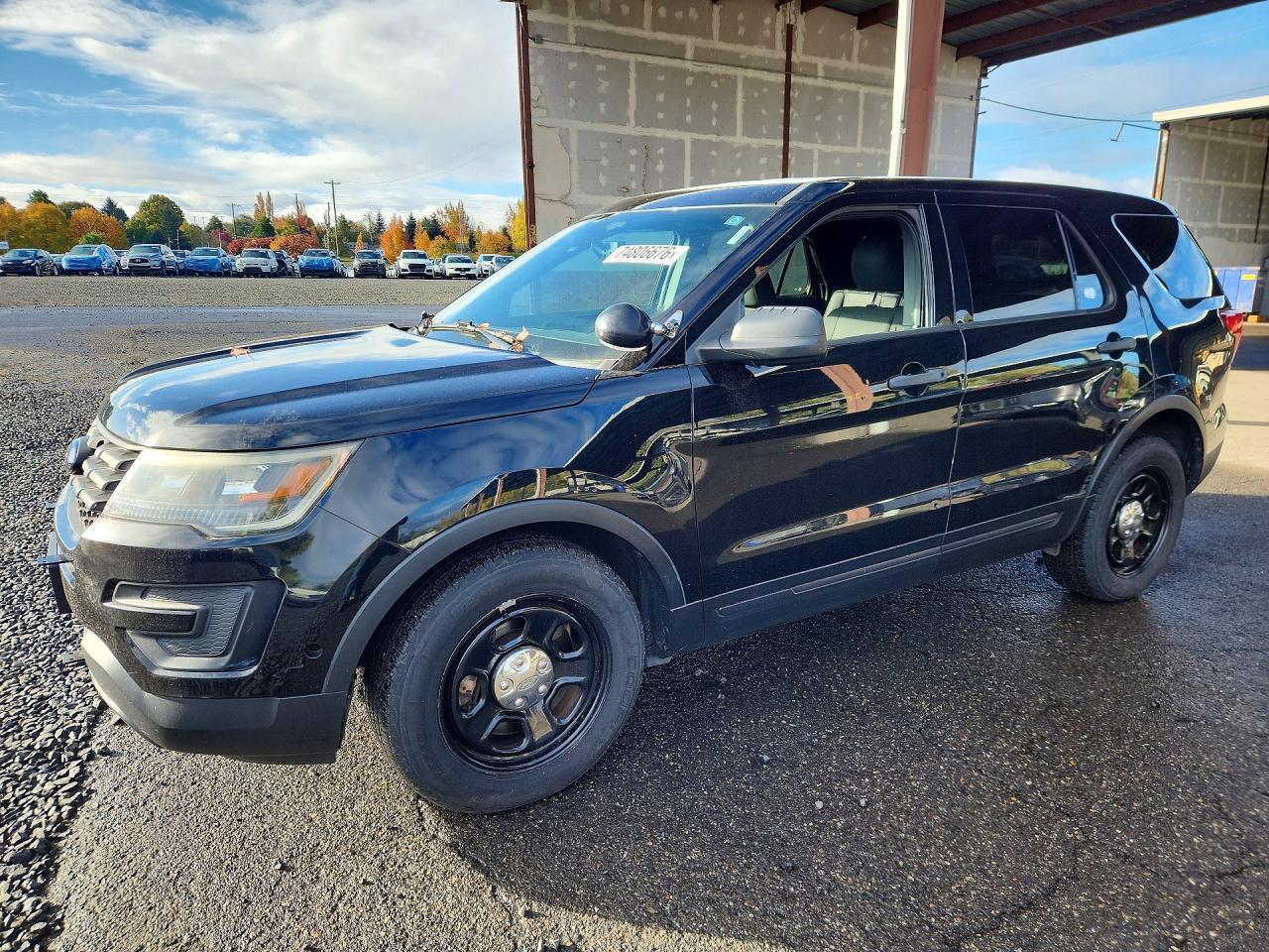 Vista de 2016 FORD EXPLORER POLICE INTERCEPTOR, ángulo 1