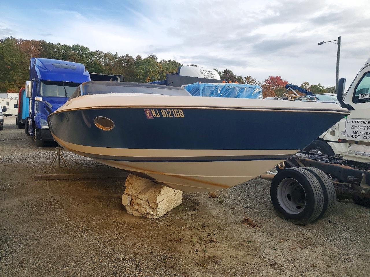 Вид 1986 OTHER BOAT, угол 1
