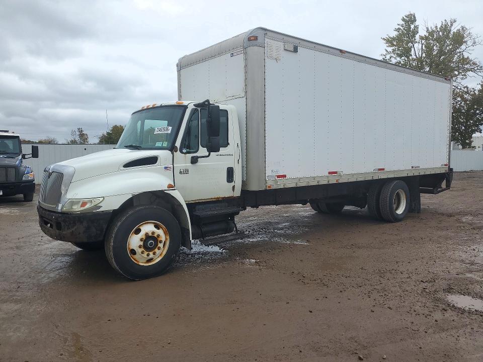 2007 INTERNATIONAL 4300 BOX TRUCK