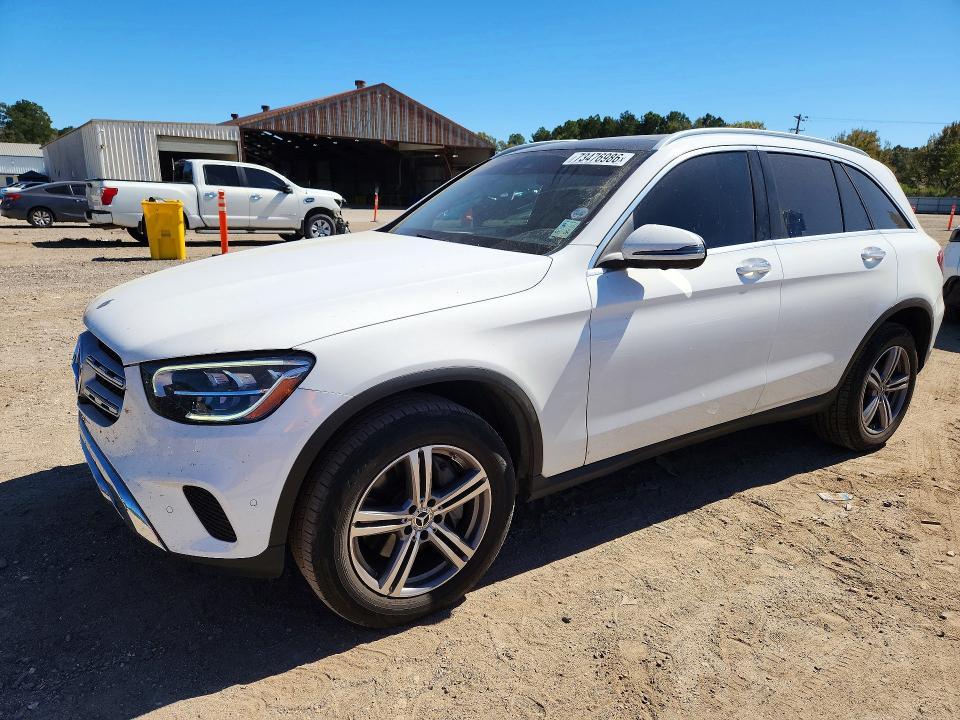 2022 MERCEDES-BENZ GLC 300  
