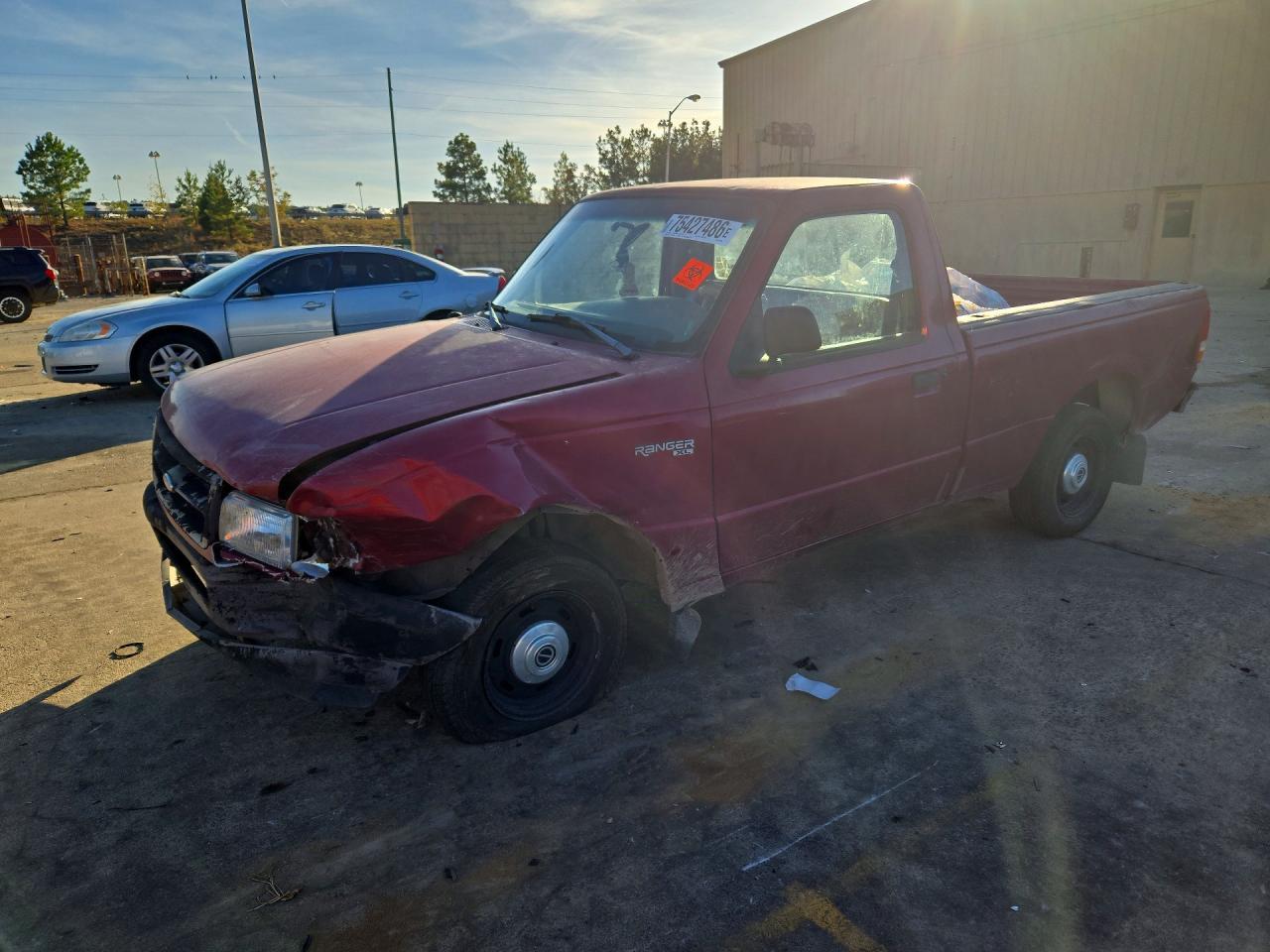 Vue de 1996 FORD RANGER, angle 1