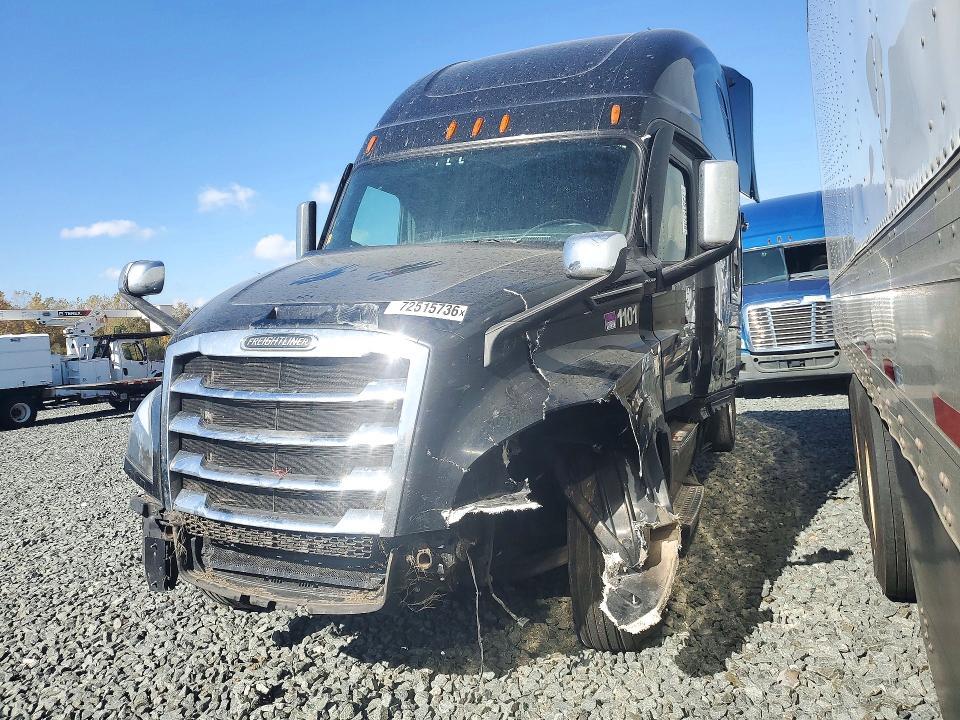 2023 FREIGHTLINER CASCADIA SEMI TRUCK