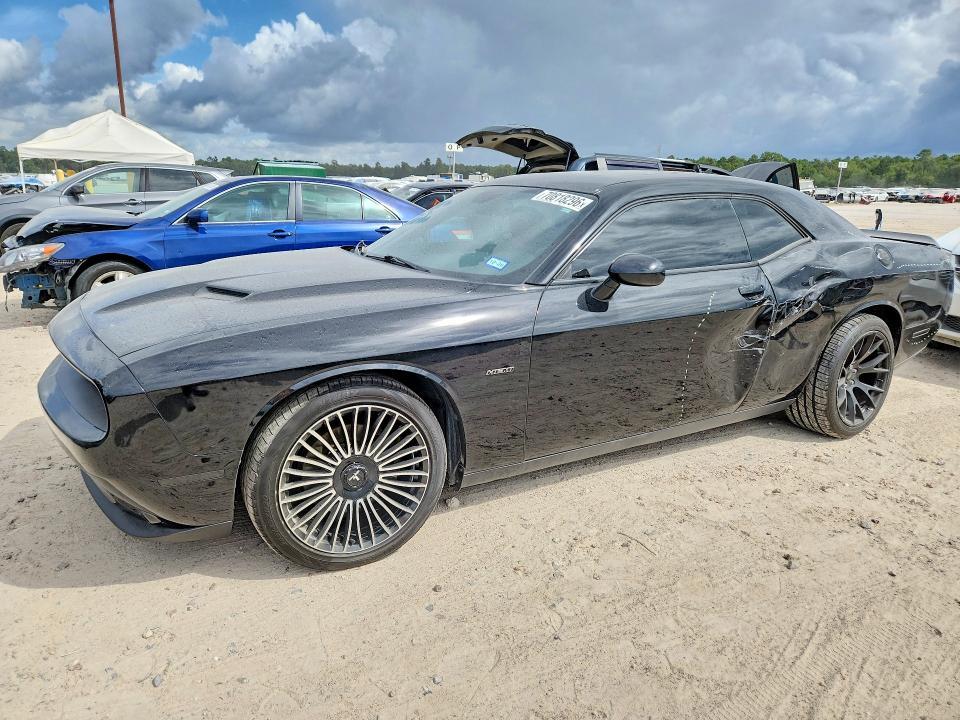 2015 DODGE CHALLENGER SXT PLUS  