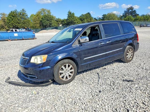 2011 CHRYSLER MINIVAN