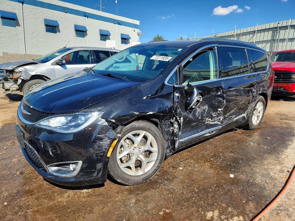 2018 CHRYSLER PACIFICA LIMITED  