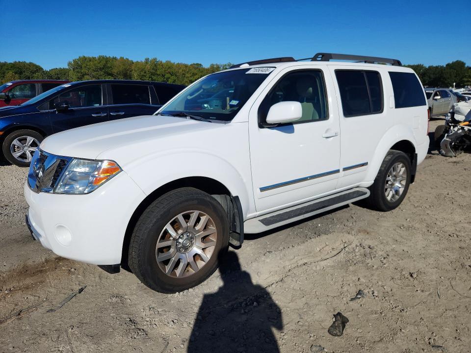 2011 NISSAN PATHFINDER S  