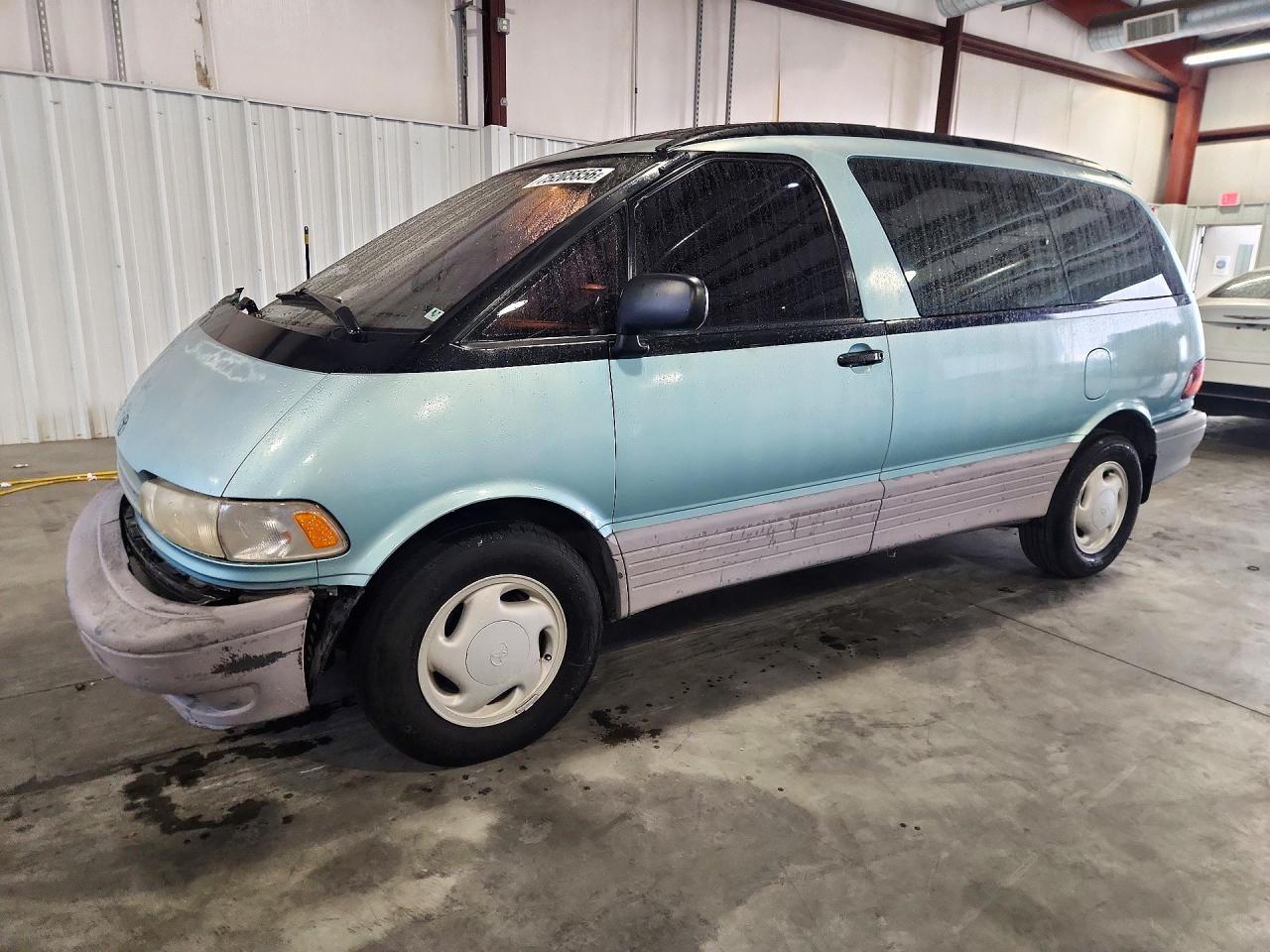 Vue de 1996 TOYOTA PREVIA LE, angle 1