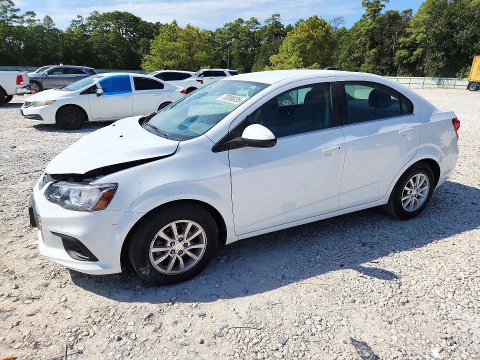 2020 CHEVROLET SONIC LT  