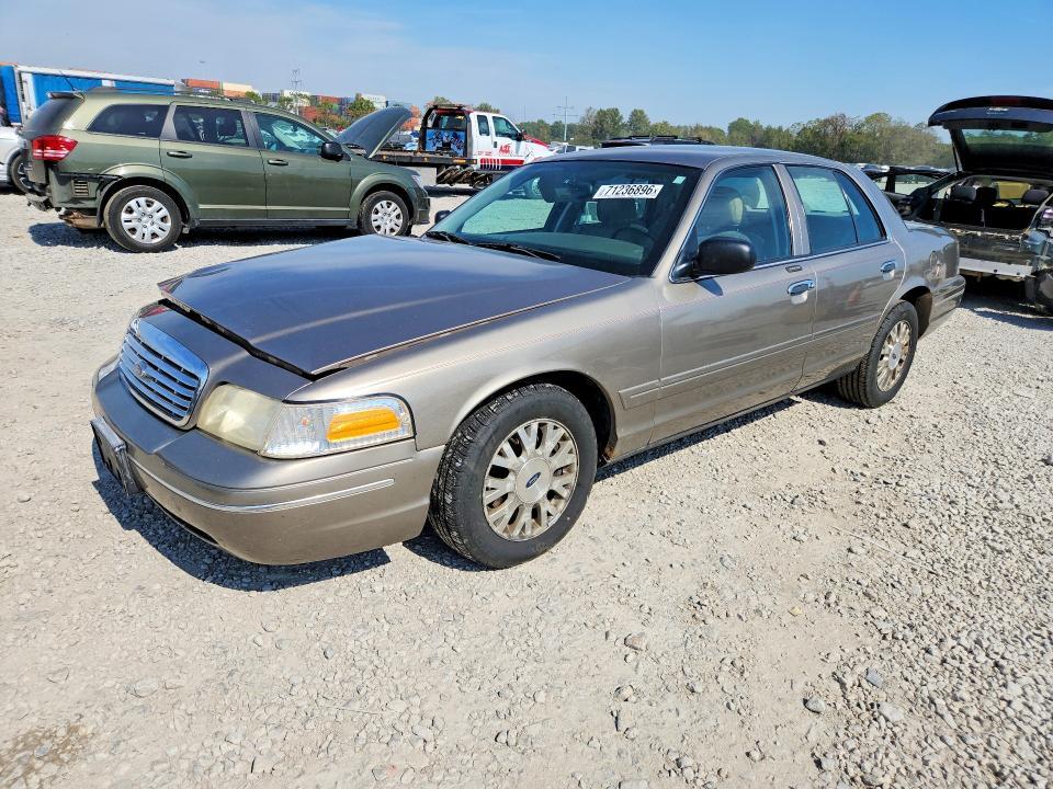 2004 FORD CROWN VICTORIA LX  