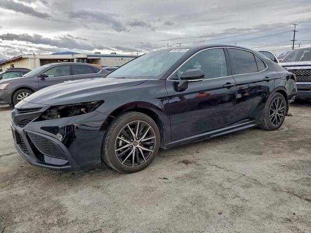 2024 TOYOTA CAMRY