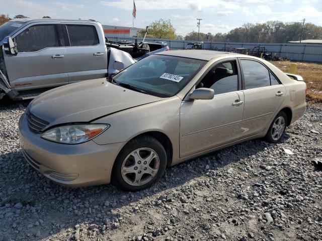 2002 TOYOTA CAMRY LE  
