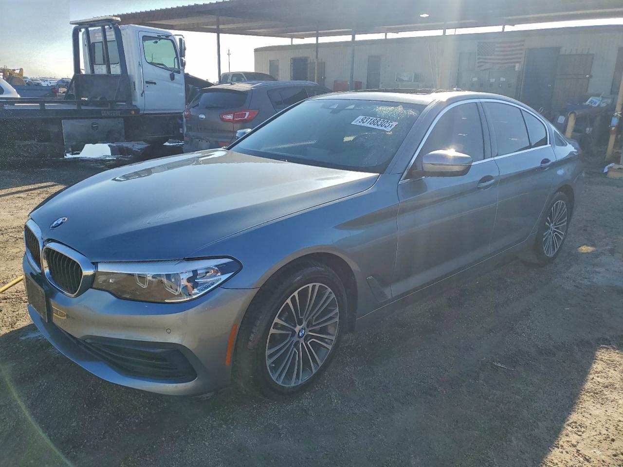 Vue de 2019 BMW 530I XDRIVE SPORT, angle 1