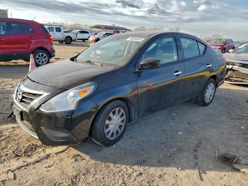 2018 NISSAN VERSA   