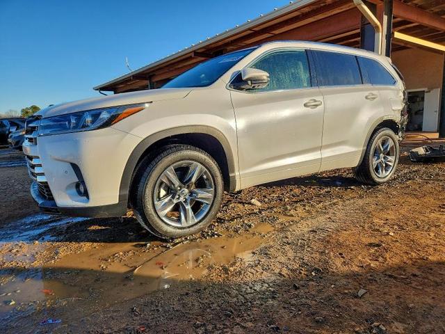 2019 TOYOTA HIGHLANDER LIMITED PLATINUM  