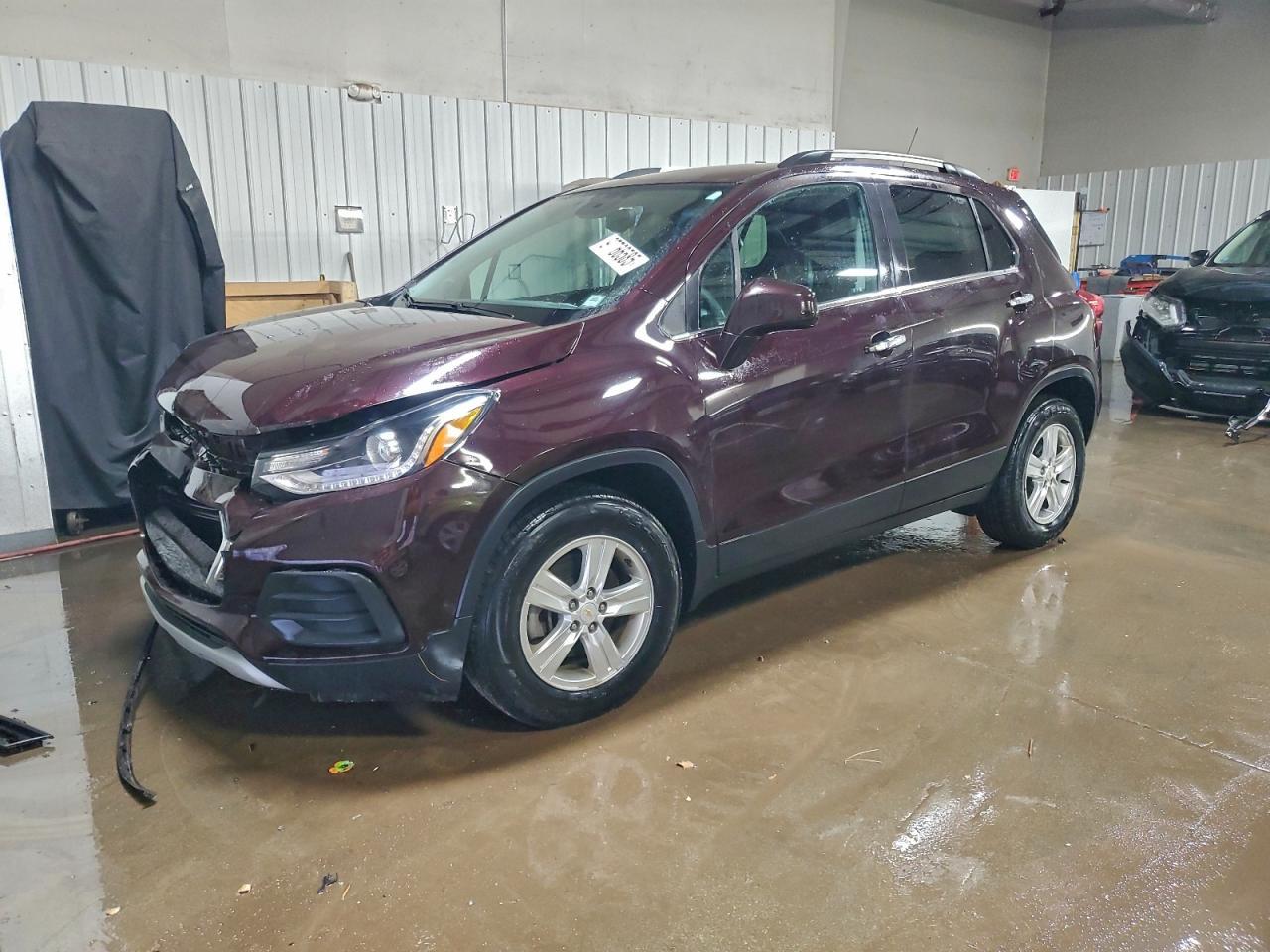 منظر 2020 CHEVROLET TRAX 1LT، زاوية 1