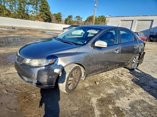 2013 KIA FORTE EX  