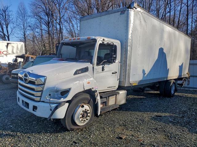 2021 HINO BOX TRUCK
