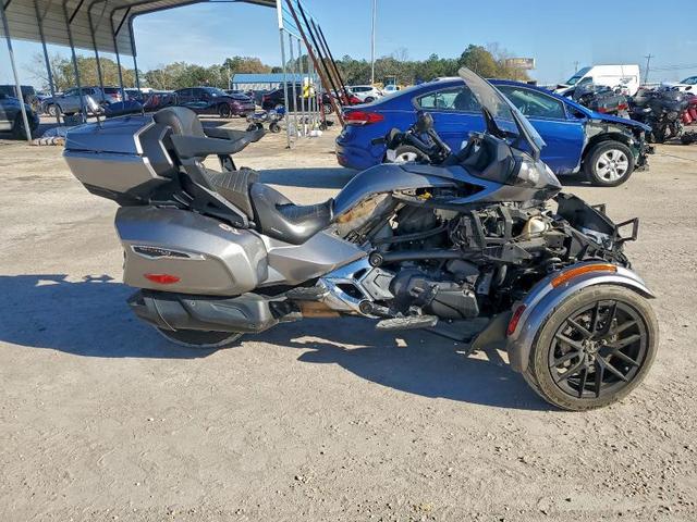 2017 CANA SPYDER ROA