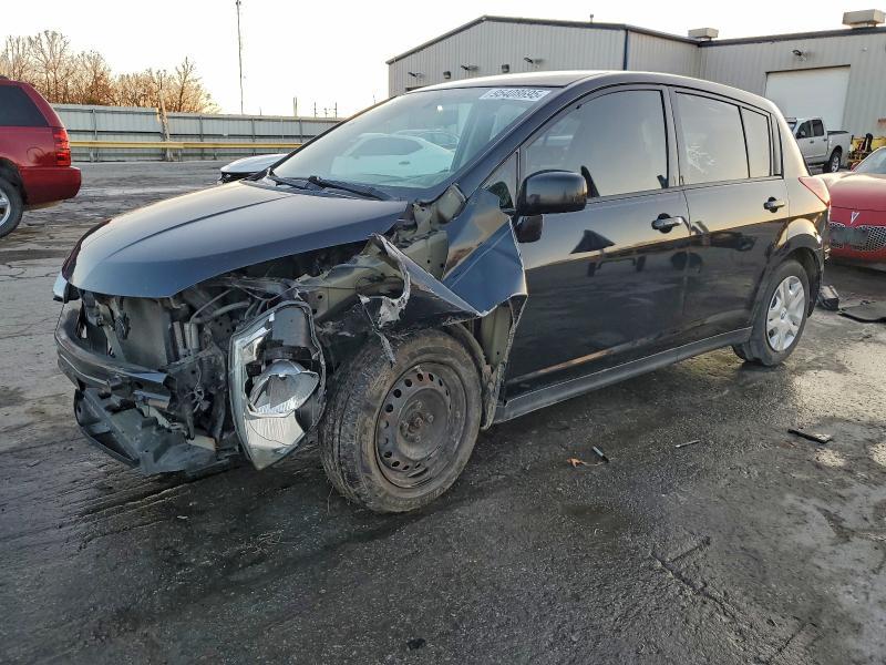 2011 NISSAN VERSA 18 S  
