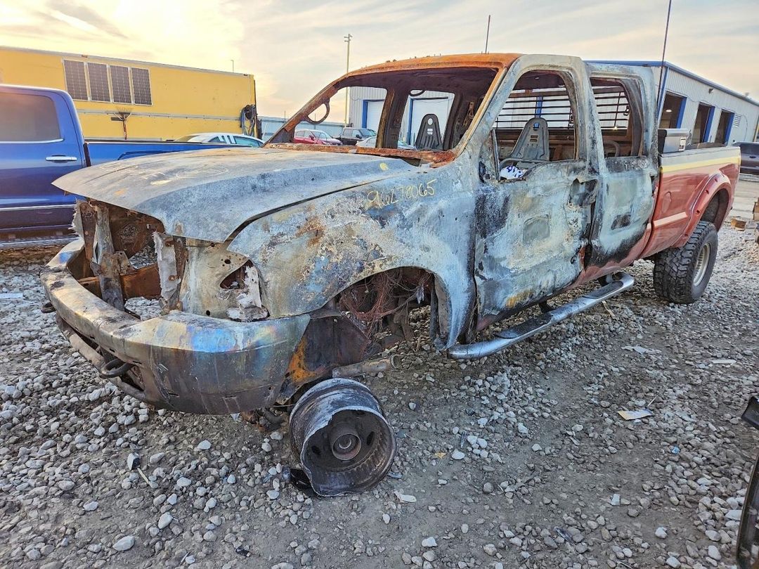 Вид 2001 FORD F350 SUPER DUTY, угол 1