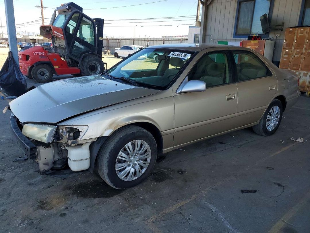 منظر 2000 TOYOTA CAMRY، زاوية 1