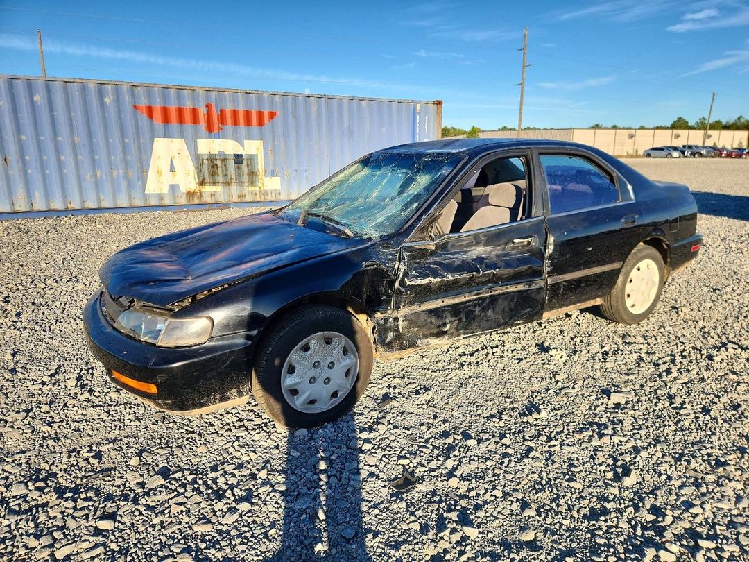 Vista de 1997 HONDA ACCORD LX, ángulo 1
