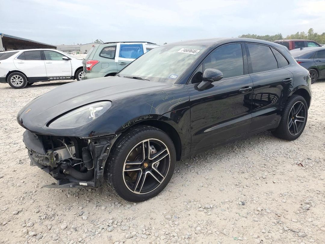 Vue de 2021 PORSCHE MACAN, angle 1