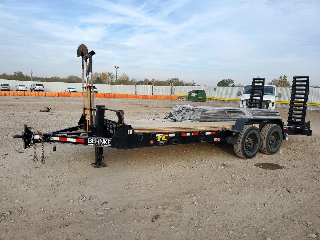 Vue de 2023 BECK TRAILER TRAILERS, angle 1