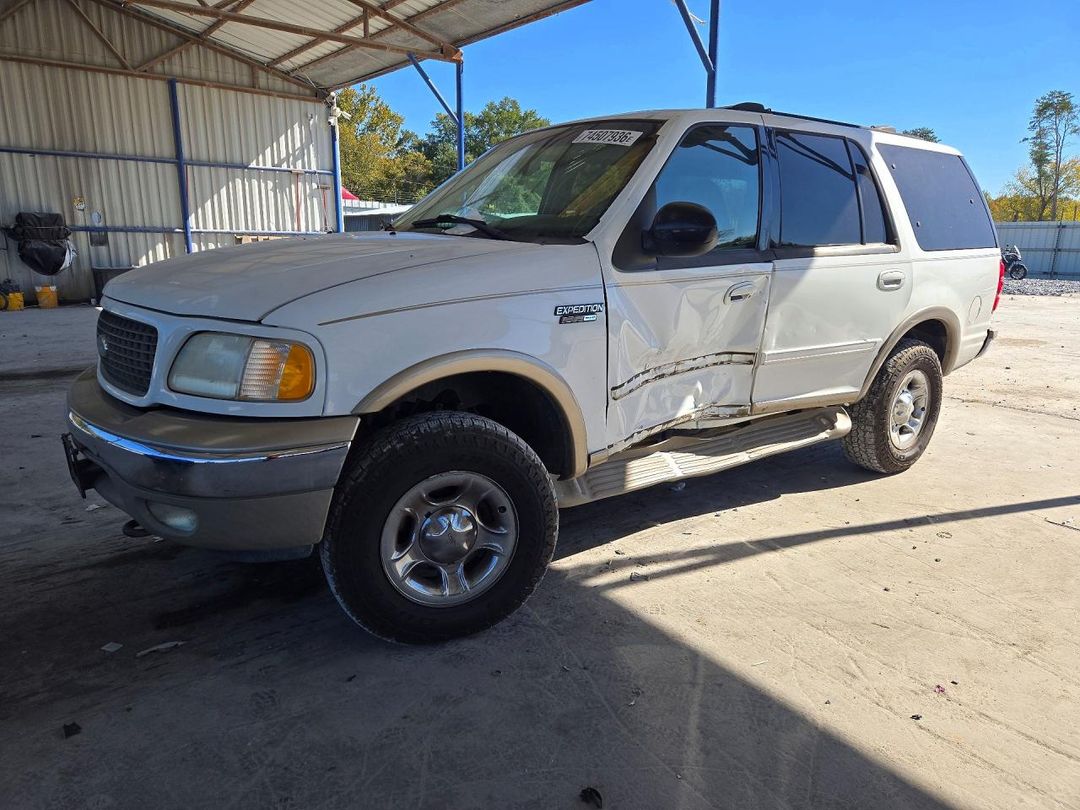 منظر 2001 FORD EXPEDITION EDDIE BAUER، زاوية 1