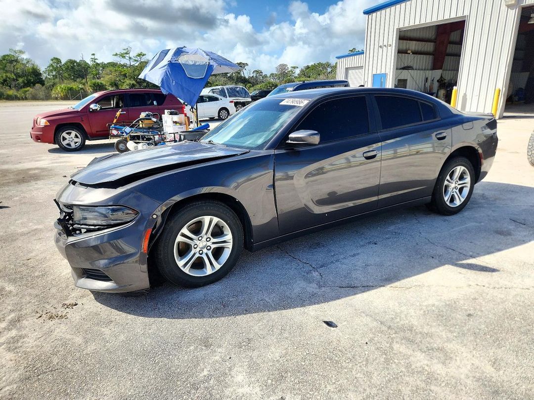 منظر 2020 DODGE CHARGER SXT، زاوية 1