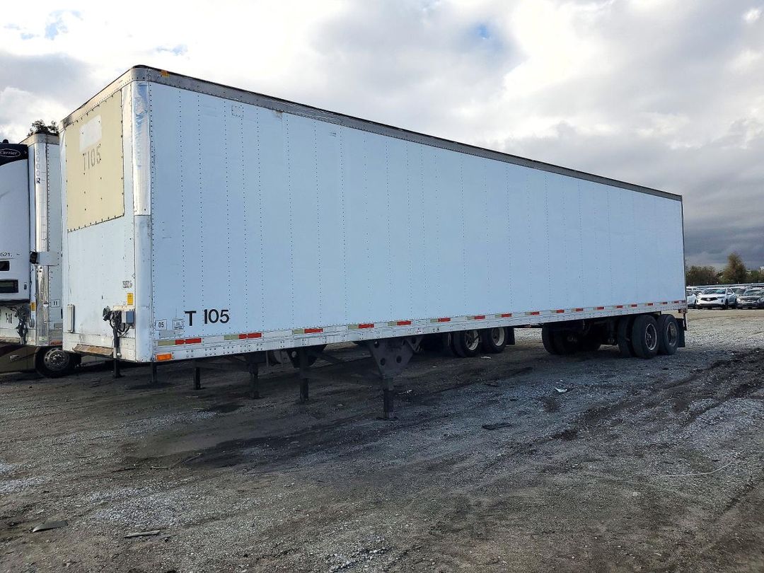 Vista de 2005 UTILITY TRAILER MANUFACTURE TRAILER - REFRIGERATED VAN TRAILER, ángulo 1