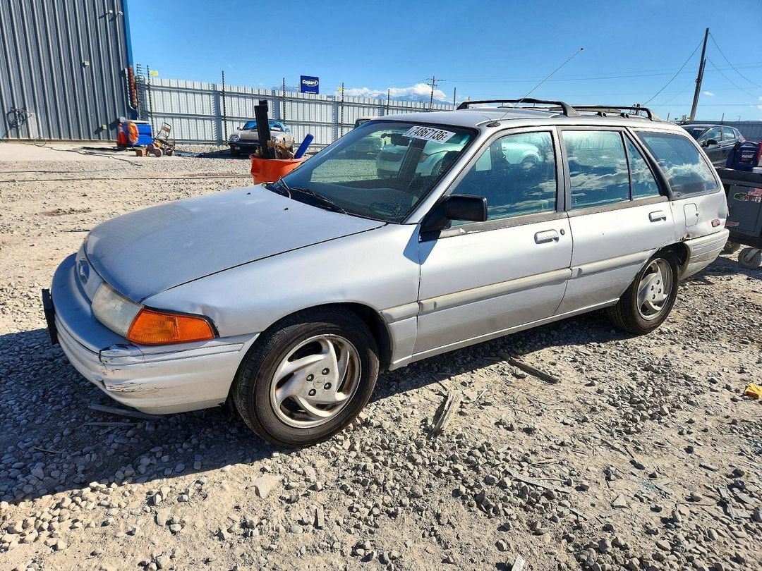 Vista de 1995 FORD ESCORT LX, ángulo 1