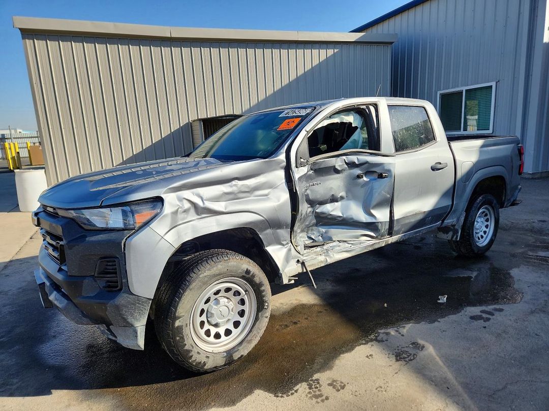 Vue de 2025 CHEV COLORADO, angle 1