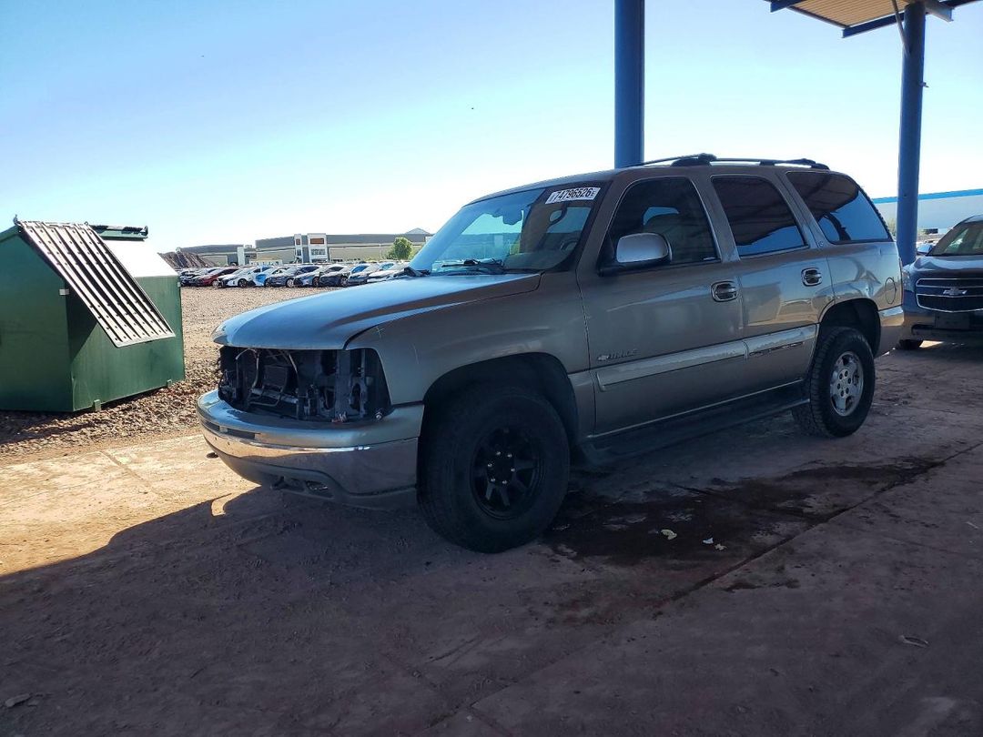 Вид 2001 CHEVROLET TAHOE K1500, угол 1